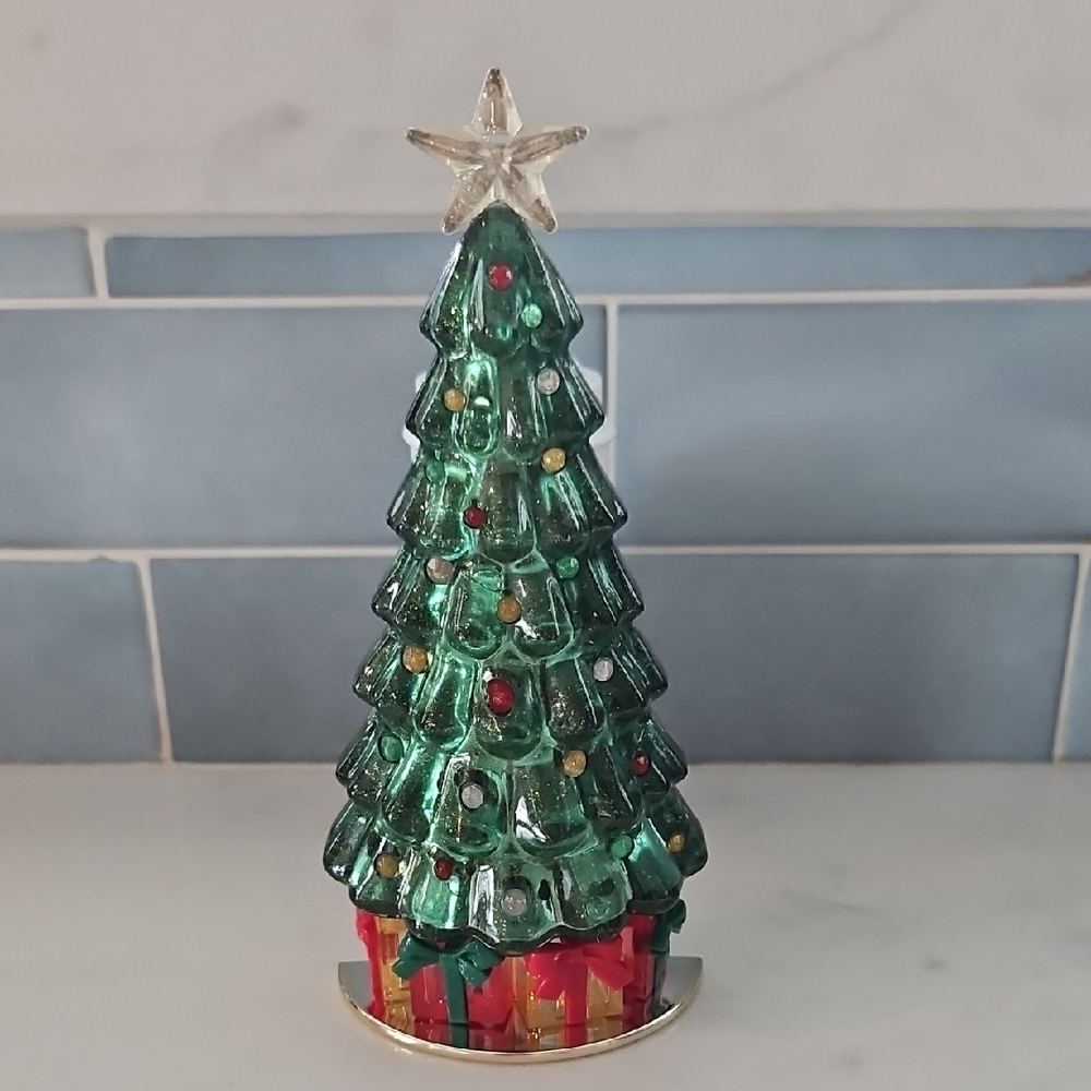 Bath & Body Works Green Christmas Tree with Star Wallflower 24/7 Light Up